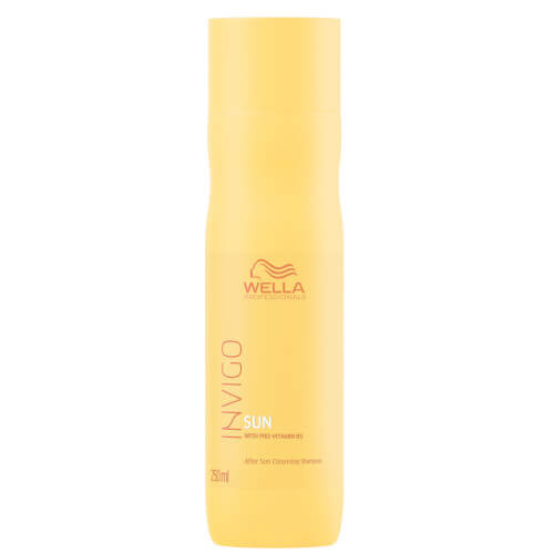 Čisticí šampon na vlasy namáhané sluncem Invigo (After Sun Cleansing Shampoo) 250 ml Wella Professionals